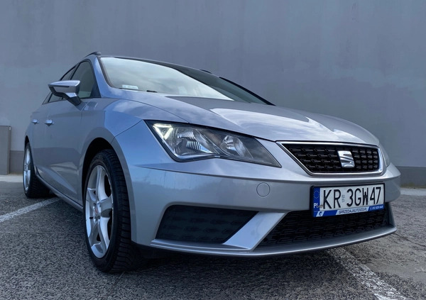 Seat Leon cena 34500 przebieg: 164252, rok produkcji 2018 z Kraków małe 667